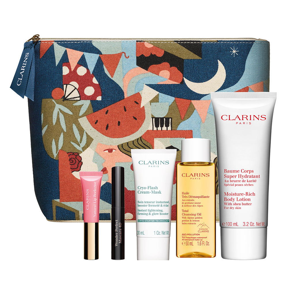 Necessären innehåller Cryo flash mask 30 ml, Lip perfector 01 mini 5 ml, Wonder perfect mascara mini 3 ml, Cleansing oil 50 ml och Moisture Rich Body Lotion 100 ml